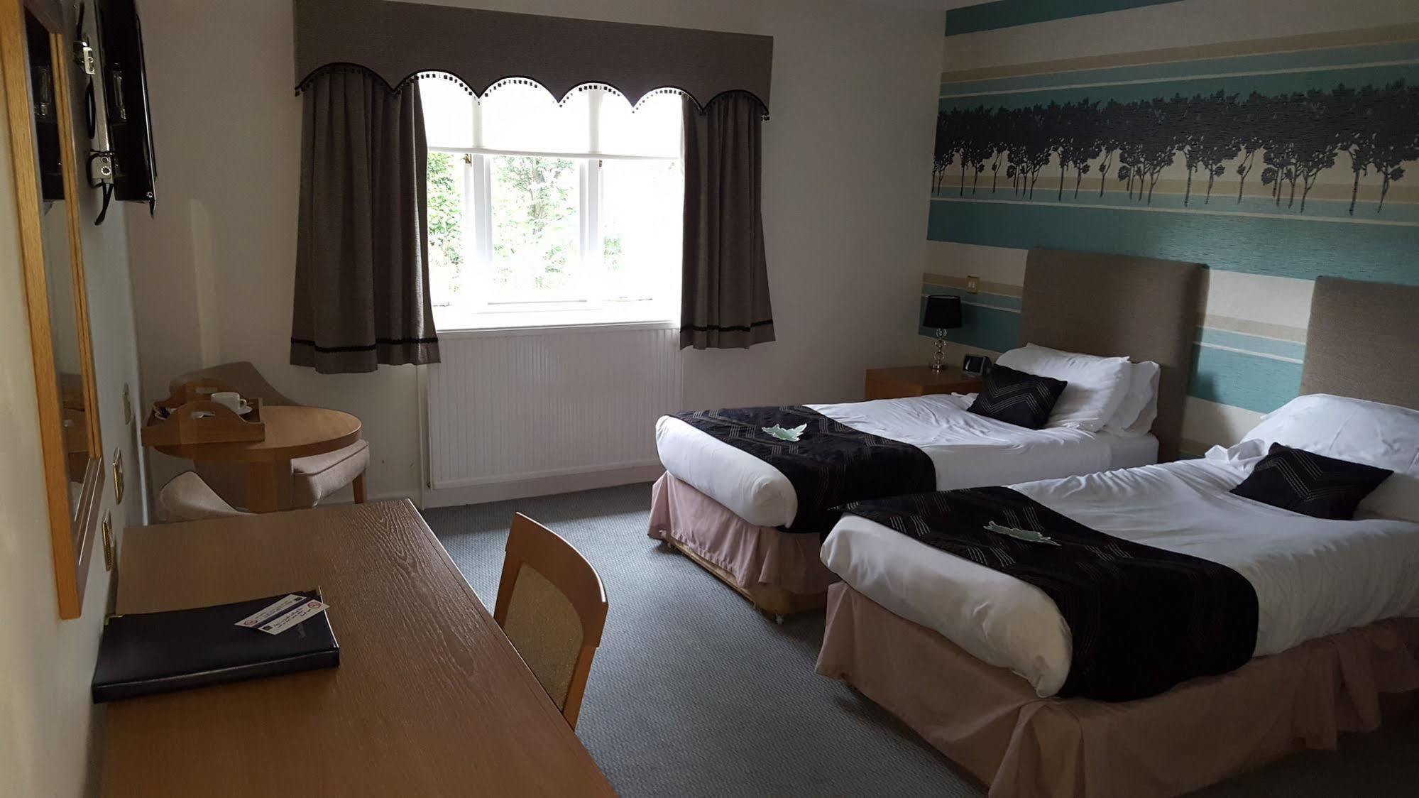 Charmwood Hotel - Cherry Park Hall ワークソップ エクステリア 写真